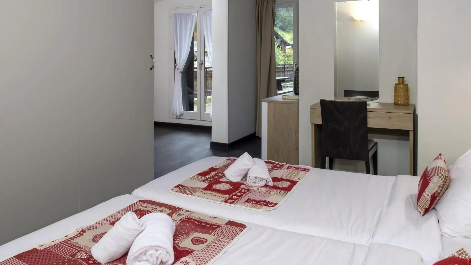 Le Stella Hotel Chatel 0*,